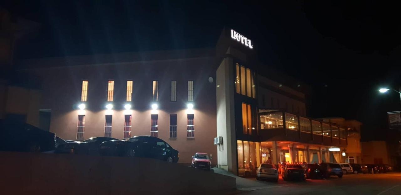 Hotel Urban Buzim المظهر الخارجي الصورة